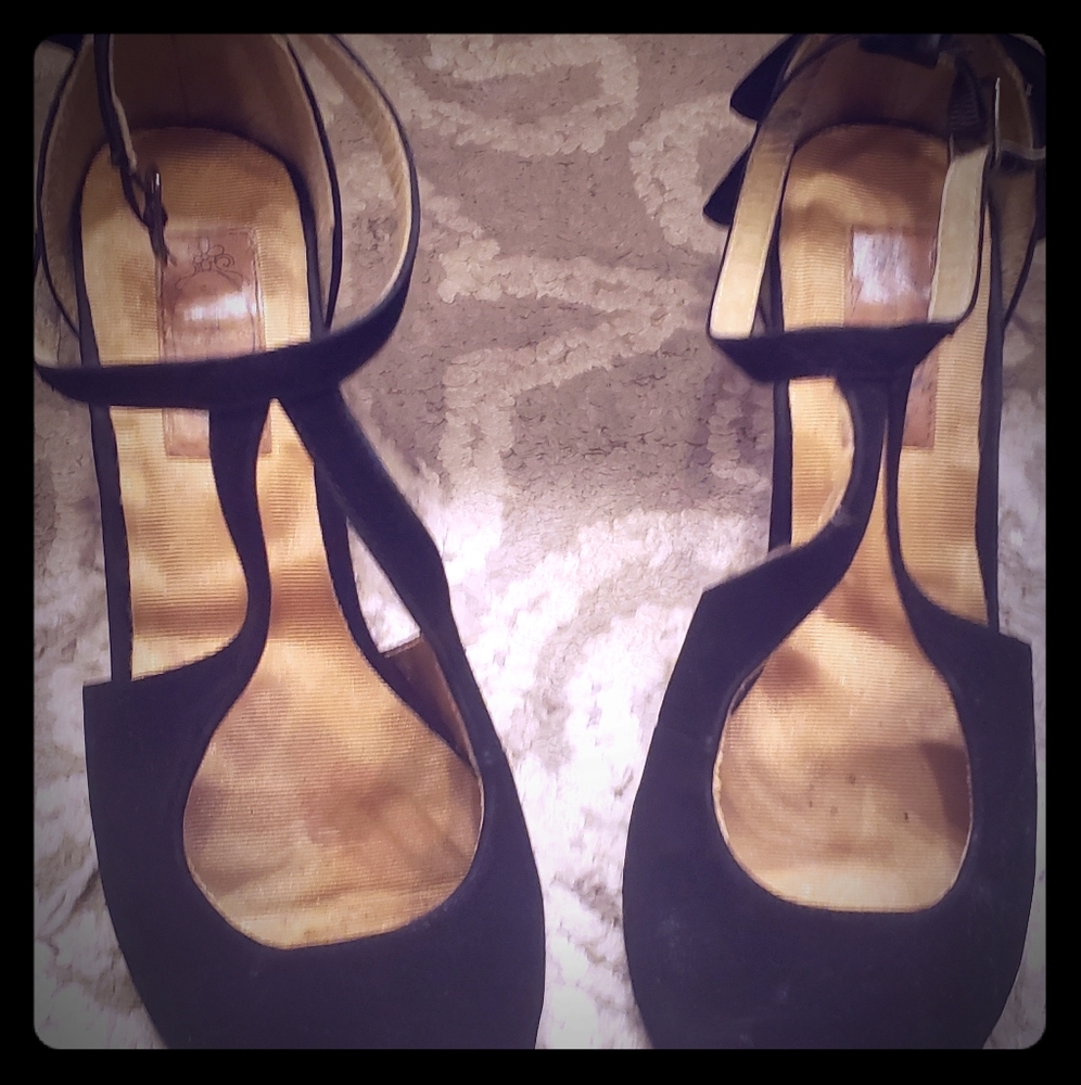 Dressy shoes